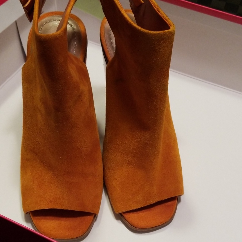 Zara orange shoes